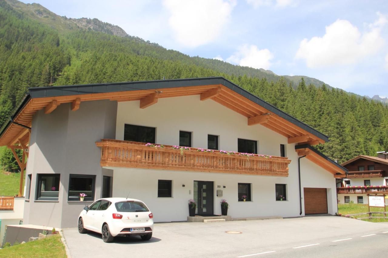 Apart Bergglueck Sankt Leonhard im Pitztal Exterior photo